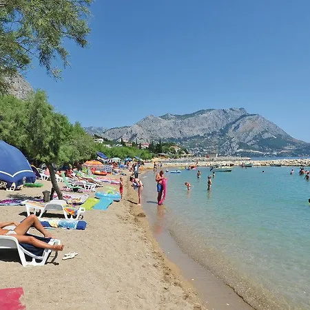 Anastazija * Omis