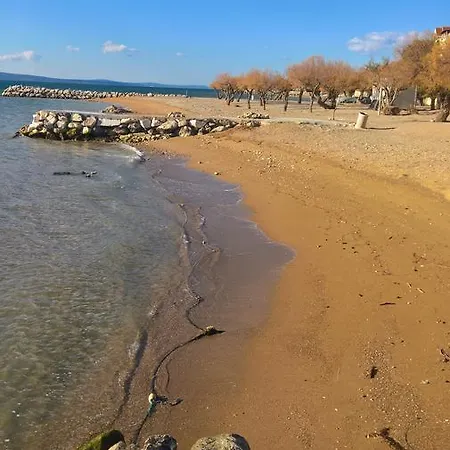 Anastazija * Omis