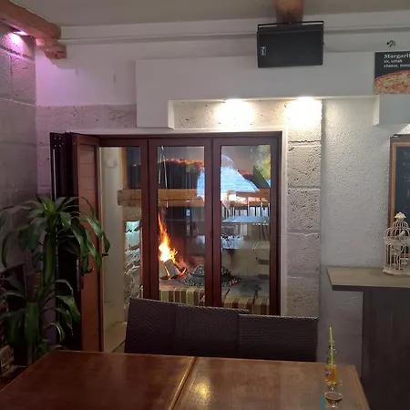 Apartman Anastazija *